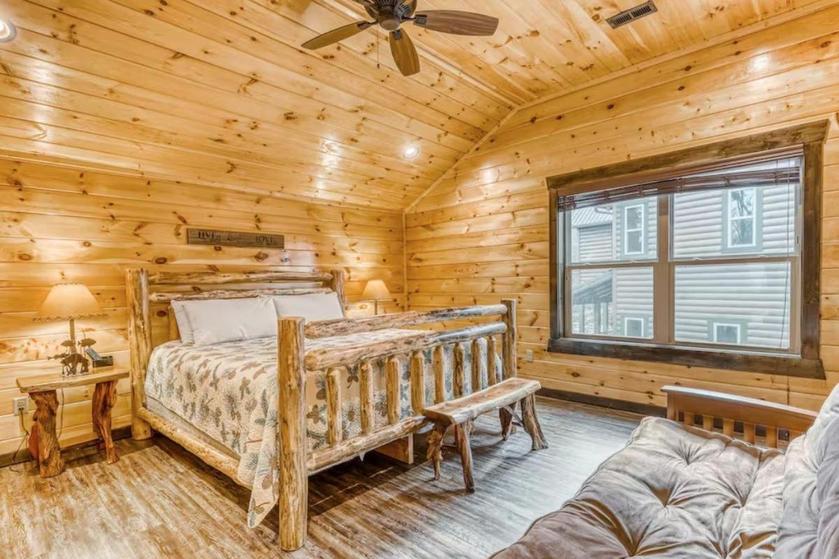The Great Dogwood Manor By Stony Brook Cabins Gatlinburg Bagian luar foto