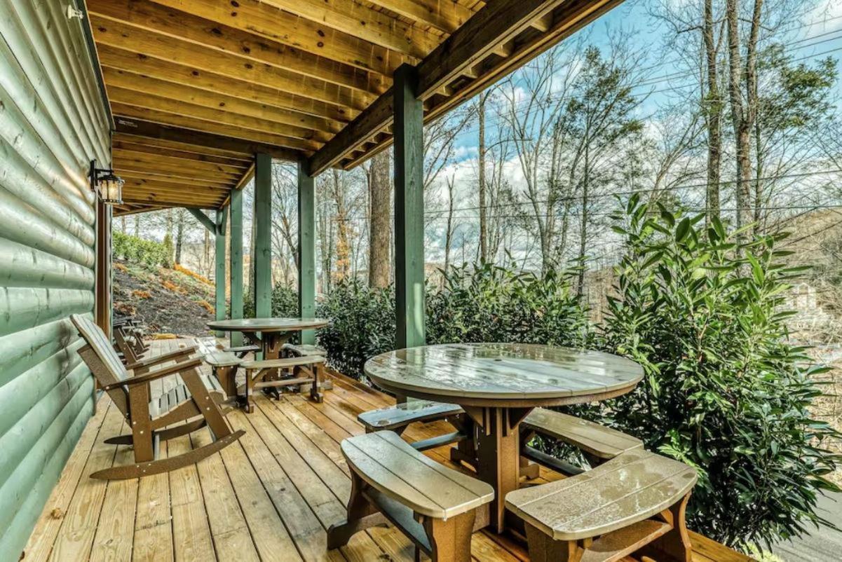 The Great Dogwood Manor By Stony Brook Cabins Gatlinburg Bagian luar foto
