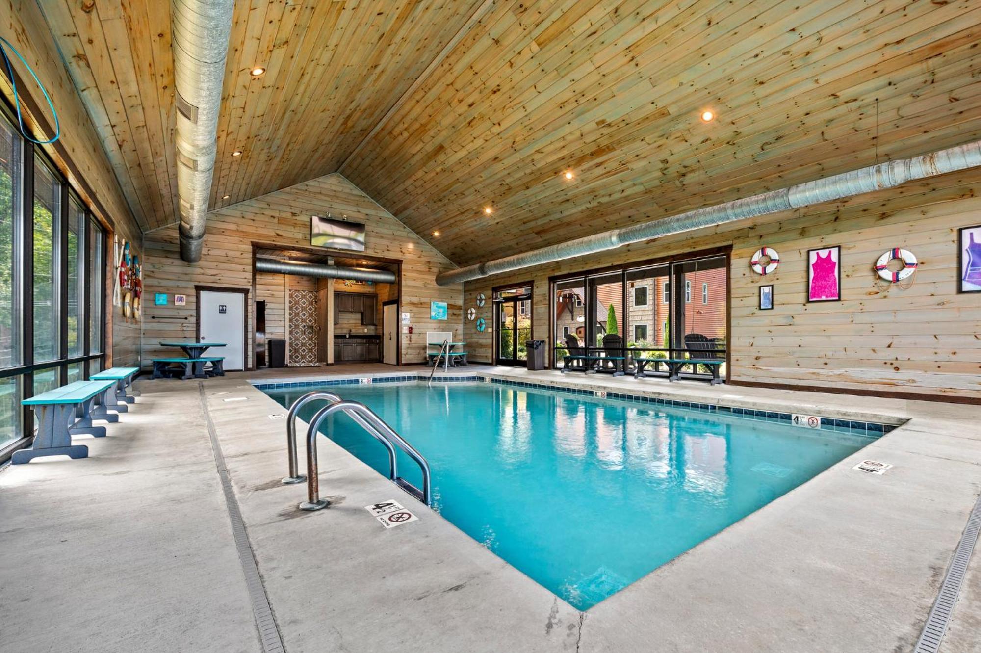 The Great Dogwood Manor By Stony Brook Cabins Gatlinburg Bagian luar foto